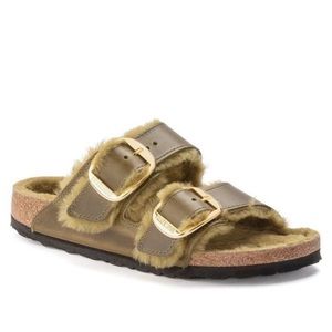NEW Birkenstock Arizona Big Buckle Shearling Olive
Oiled leather Size 40 / 9